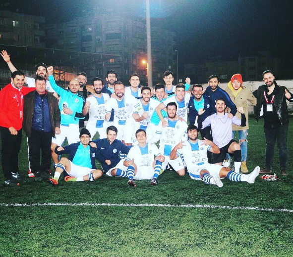 Liderliğe yükselen Futbol takımımızı tebrik ederiz